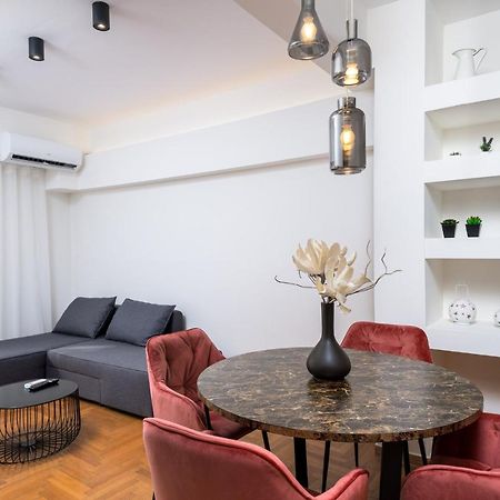 Cozy City Central Flat @ Psila Alonia Square Aigio Bagian luar foto