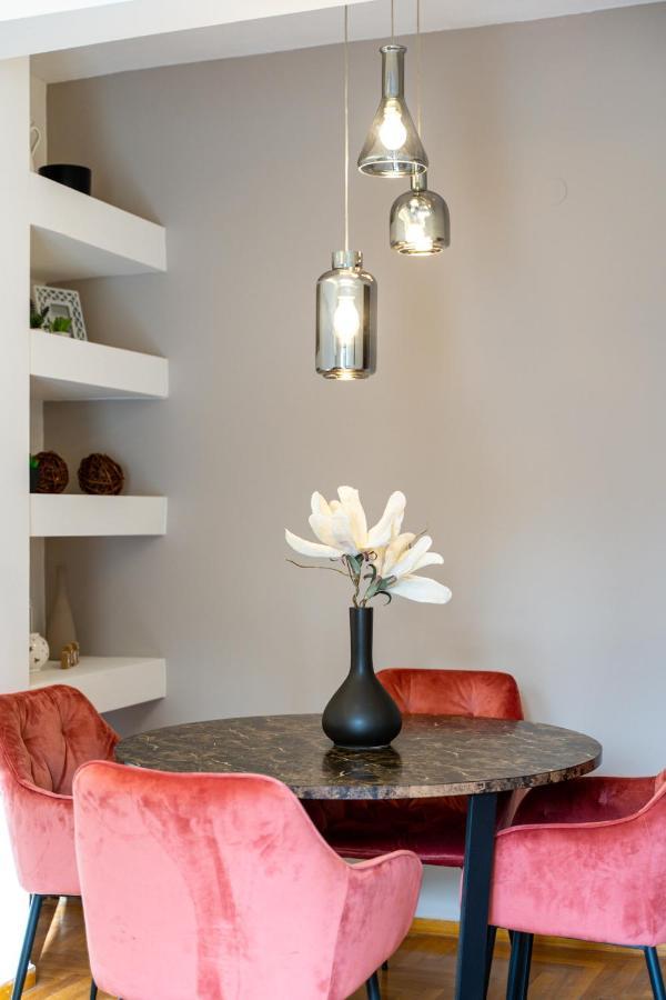 Cozy City Central Flat @ Psila Alonia Square Aigio Bagian luar foto