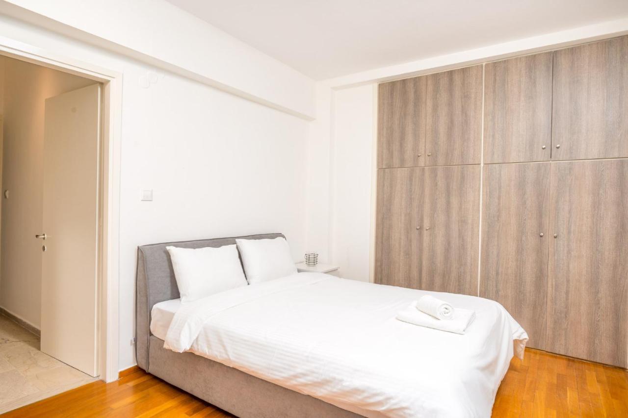 Cozy City Central Flat @ Psila Alonia Square Aigio Bagian luar foto