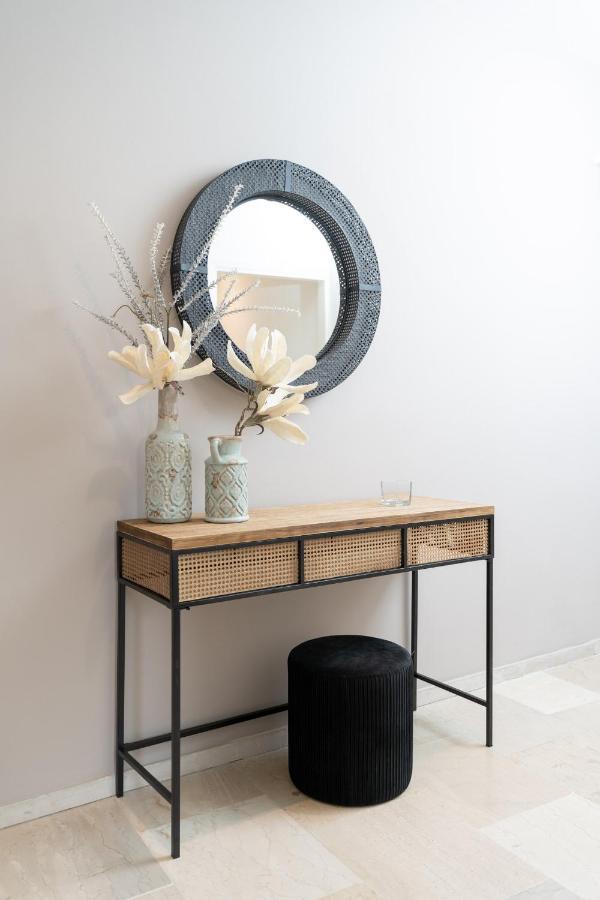 Cozy City Central Flat @ Psila Alonia Square Aigio Bagian luar foto